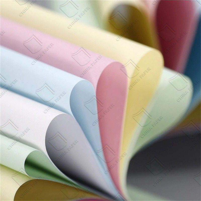 Karbonless Paper 45gsm-80gsm Sheet NCR Paper CB CFB CF Berwarna Ketahanan dan Ketangguhan yang Baik