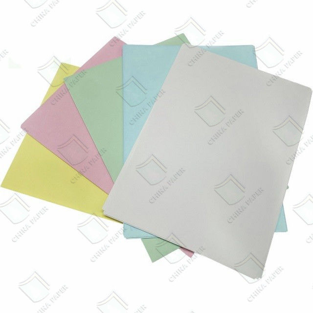 Colorful Carbonless Printing Paper 55gsm CB CFB CF NCR Paper Rolls