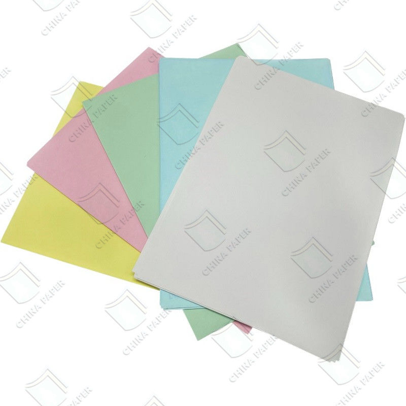 Supérieur à deux parties sans carbone jet d'encre blanc papier NCR 55gsm image noire dans une couleur différente pour la lettre de transport ou les reçus bancaires
