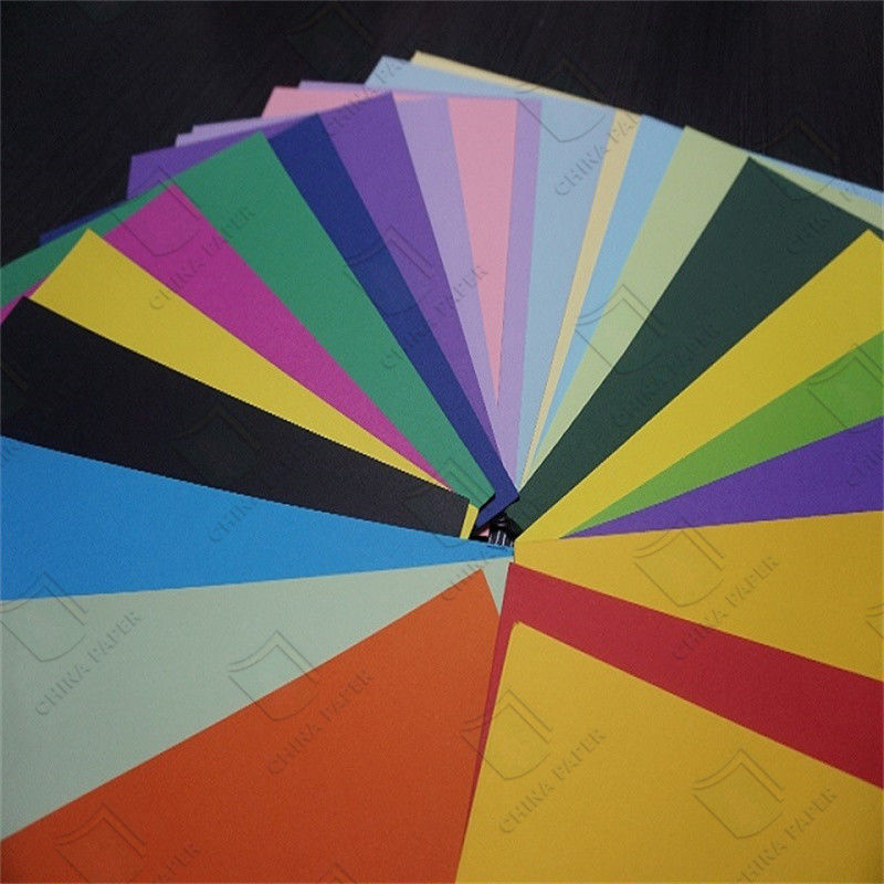 Papier kolorowy A4 Papier drukowany Papier offsetowy Papier do pisania Papier biurowy Materiały szkolne Materiały biurowe Kolorowy papier