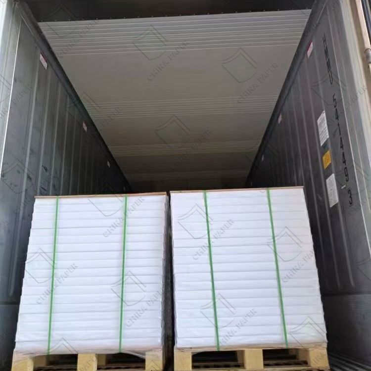 Eco-Friendly Uncoated Paper Rolls Virgin Wood Pulp 50-120GSM For Office Printing
