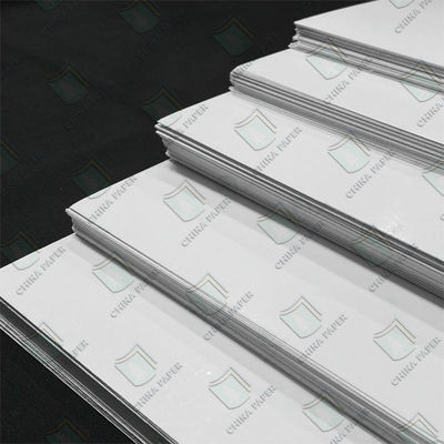 Cartone di imballaggio liquido Kraft Back Cartone di imballaggio per alimenti e bevande rivestito in PE Lpb