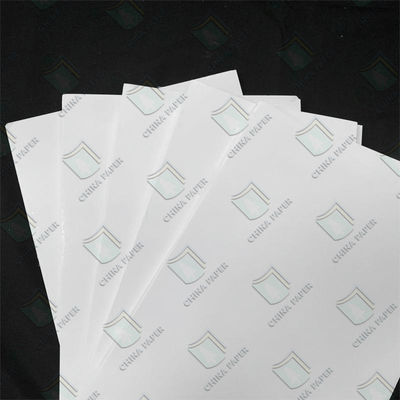 100% Virgin Wood Kraft Back Liquid Packaging Board voor asptische vloeistof en voedselverpakkingen