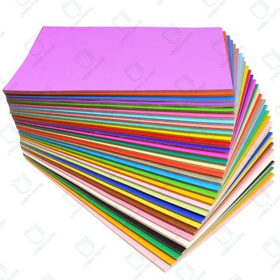 75 grammes de rouleaux de papier couleur décomposé fournis en vrac pour les emballages artisanaux et les fournitures éducatives