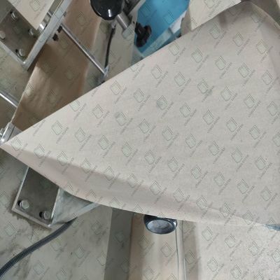 Good Lint-Free Quality Factory Supply 1-3 Ply White Toilet Jumbo Roll Customized Softness Toilet Tissue Paper